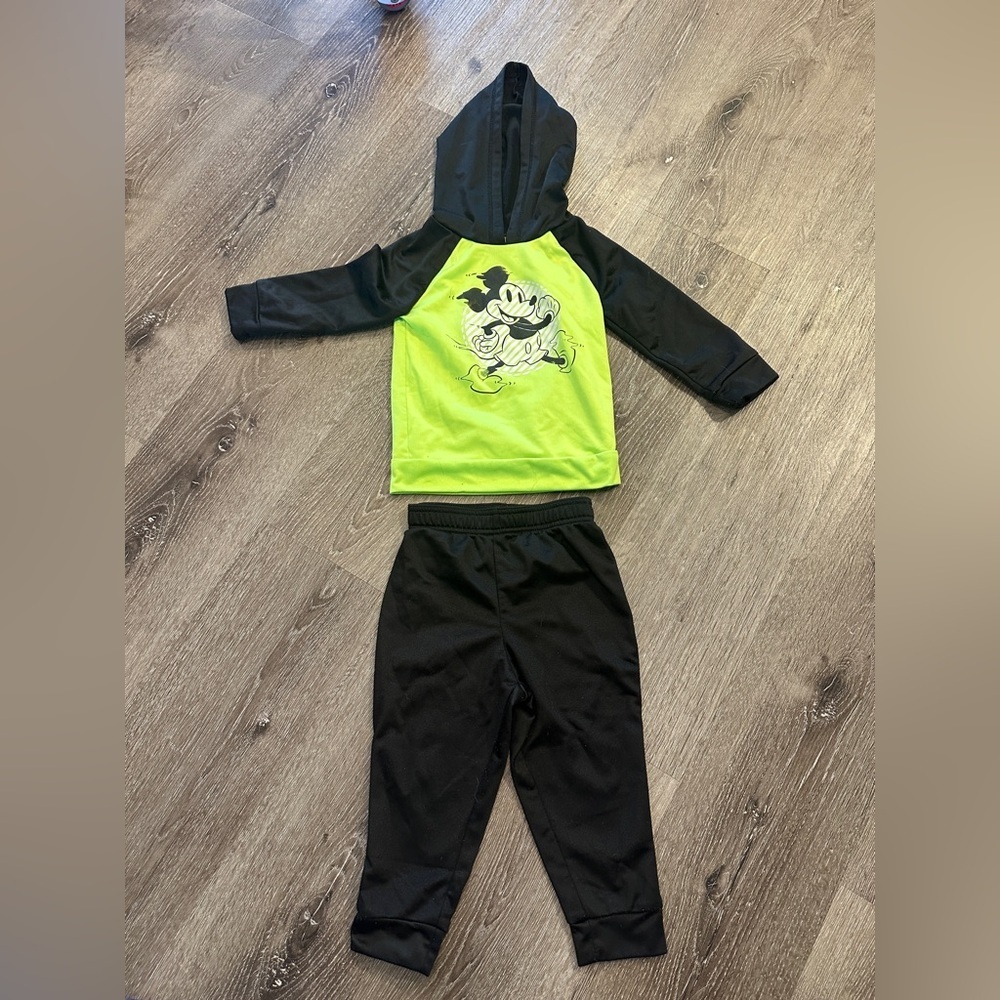 Mickey Mouse 2 piece hoodie outfit